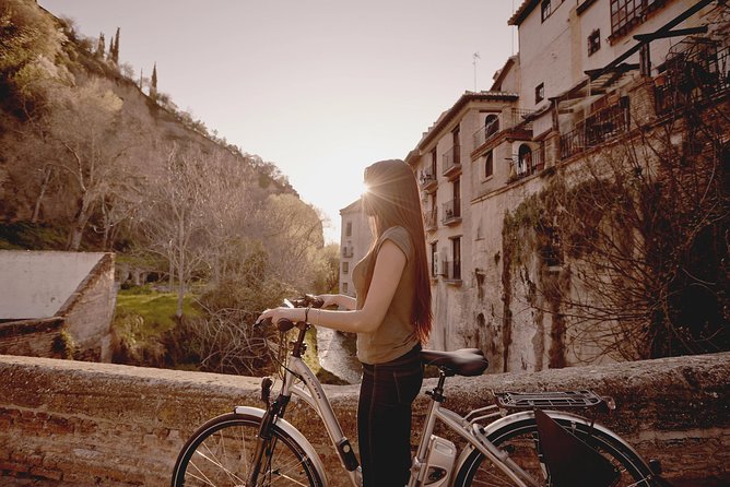 Zooming Through Granada: A Fun-Filled Electric Bike Tour - Route walkthrough: from Paseo de los Tristes to Mirador de San Nicolás